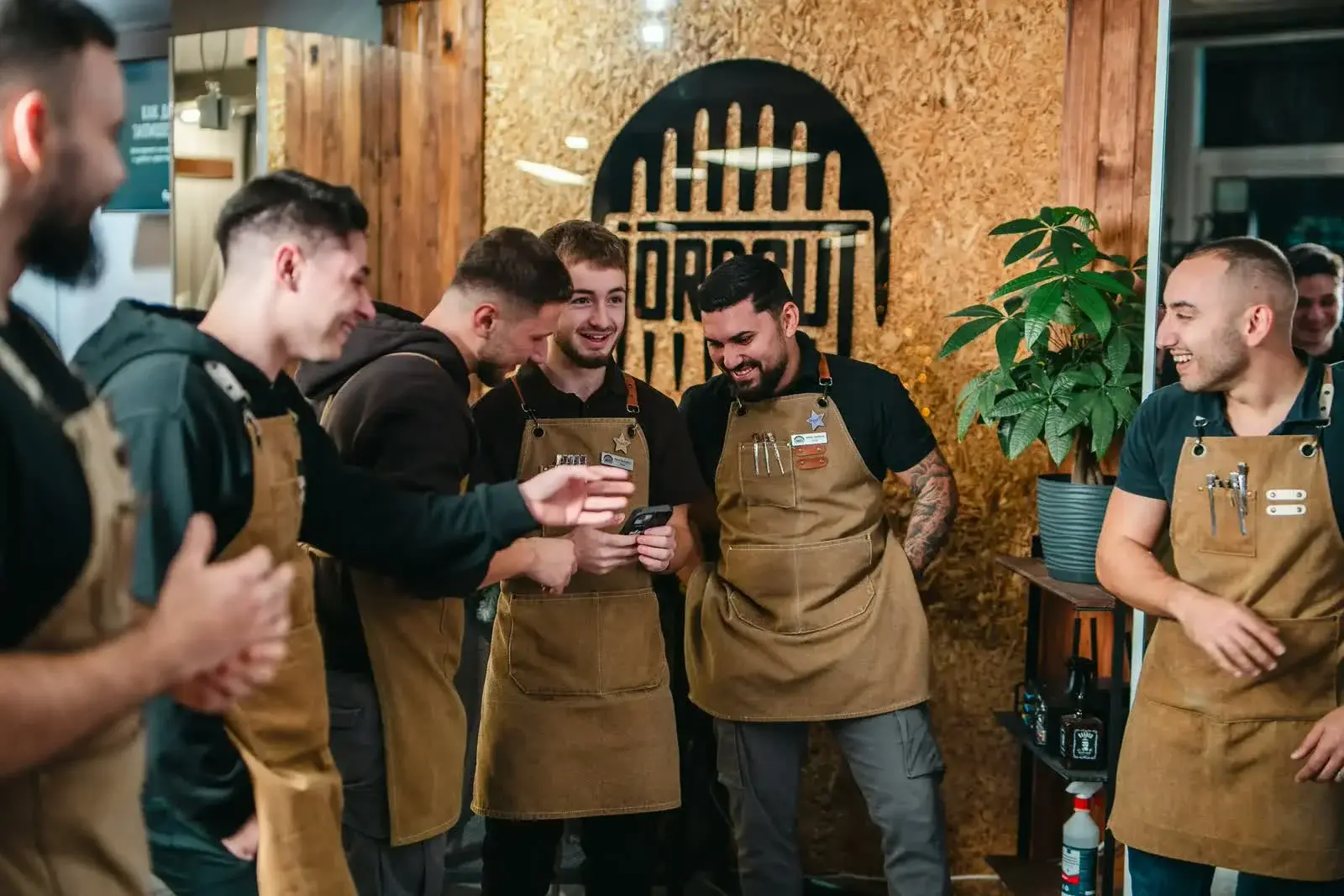 Повече За Нас